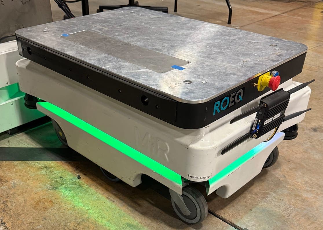 An autonomous mobile robot connected over a 5G router in the Living Lab